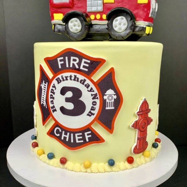 cake birthday firetruck